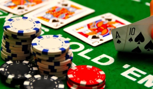 掌握德州撲克局勢的關鍵：從新手到高手的實戰分析技巧指南