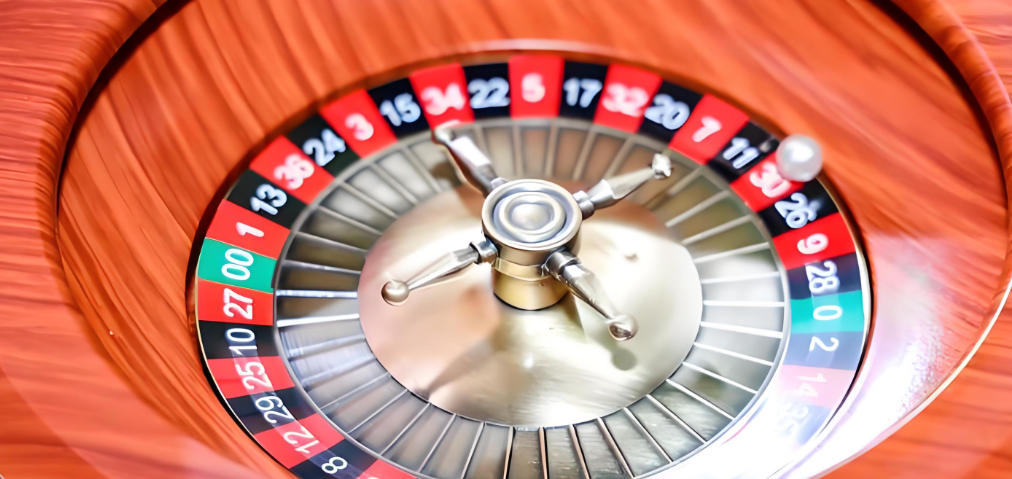 1768167211396258.jpg 法式輪盤與歐洲輪盤的差異,玩法入門指南