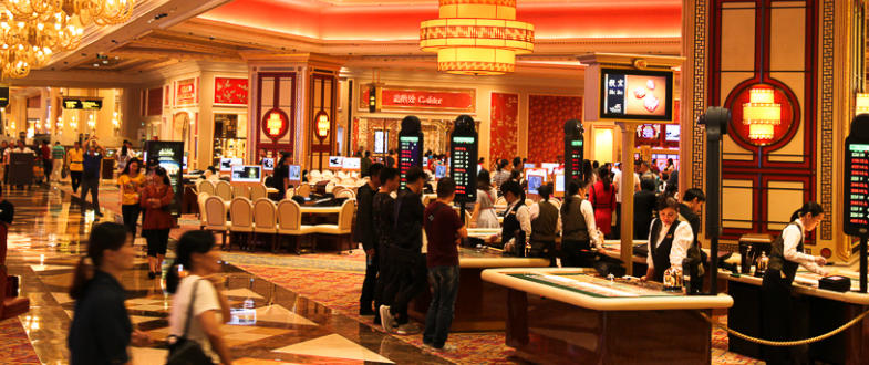 紅狗中的牌面大小與賠率：如何提高你的勝率？