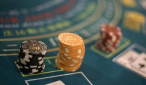 迷你百家樂玩法解析：與標準百家樂差異完整指南