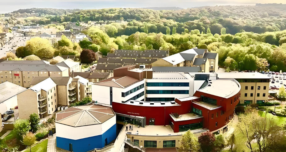 哈德斯菲爾德賭場 (Huddersfield Casino)