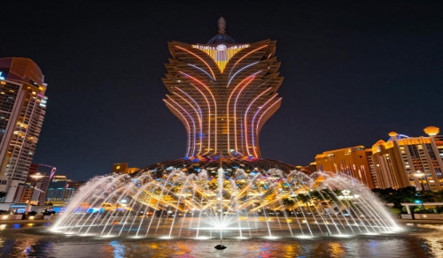 澳門新葡京度假村 (Grand Lisboa Hotel Casino)