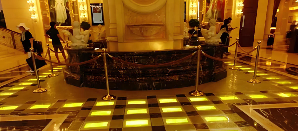 1770576614802257.jpg 澳門帝皇酒店賣金磚籌資174磅黃金走廊成絕響賭場關閉後轉型